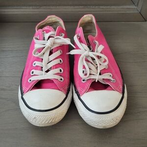 Pink Converse